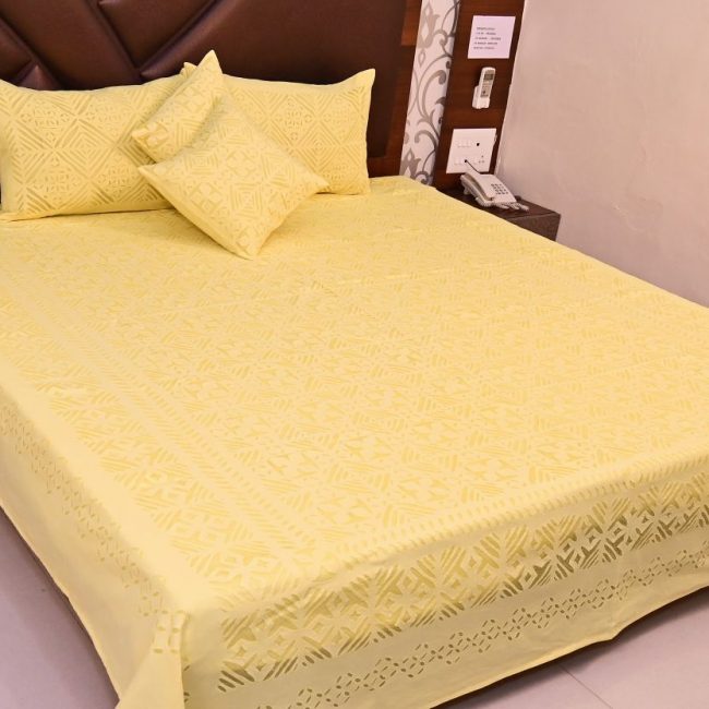 Product_-Bed-Cover-Double-Code_-TAHFBC-4-GM_App-650x650